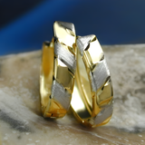 Boucles d'oreilles créoles à charnière en or 9 carats bicolores taille diamant