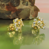 Boucles d'oreilles à tige arbre de vie en or 9 carats avec zircones scintillantes